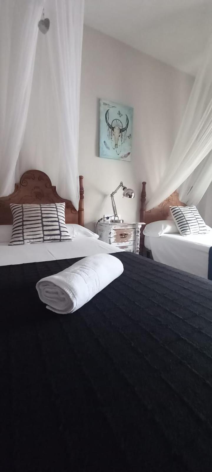 Hotel Rural Inz-Almaraz ฮิเมราเดลิบาร์ ภายนอก รูปภาพ